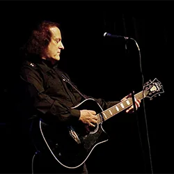 Tommy James & the Shondells | Blue Gate Theatre | Shipshewana, Indiana