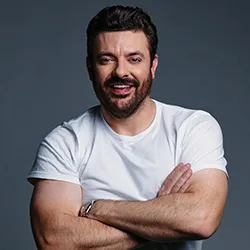 Chris Young | Blue Gate Theatre | Shipshewana, Indiana